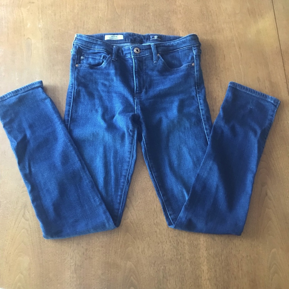 AG Adriano Goldschmied The Prima jeans. Mid-rise waist. Size 27R
